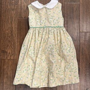 Little English White and Yellow Sleeveless Sundress with Peter Pan Collar